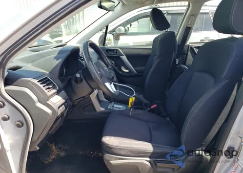 2017 Subaru Forester 2.5I из США, поврежденный, VIN JF2SJABC6HH459647